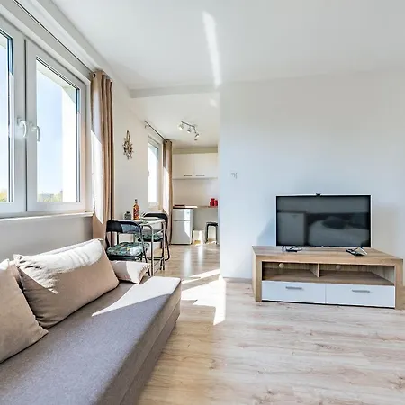 Hello Park Reagana Apartment *